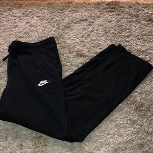 Brand New —Men Nike pants